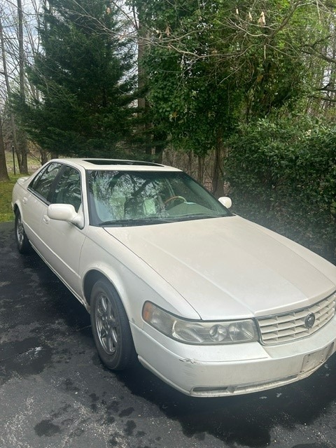 1999 Cadillac STS. Located in Fort Washington, MD 20744. Shipping is not available.