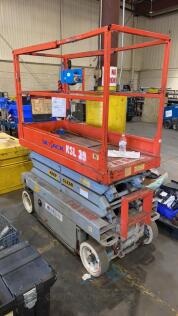 SkyJack Scissor Lift