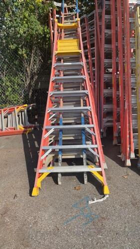 8' Louisville Fiberglass ladder