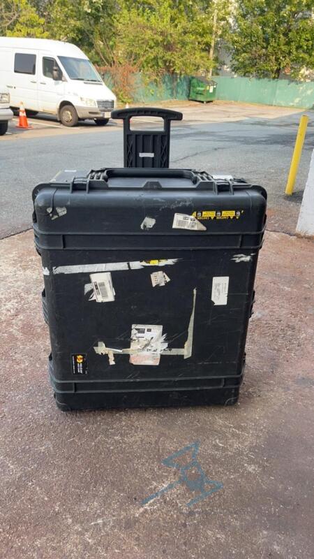 Pelican 1690 Case on wheels