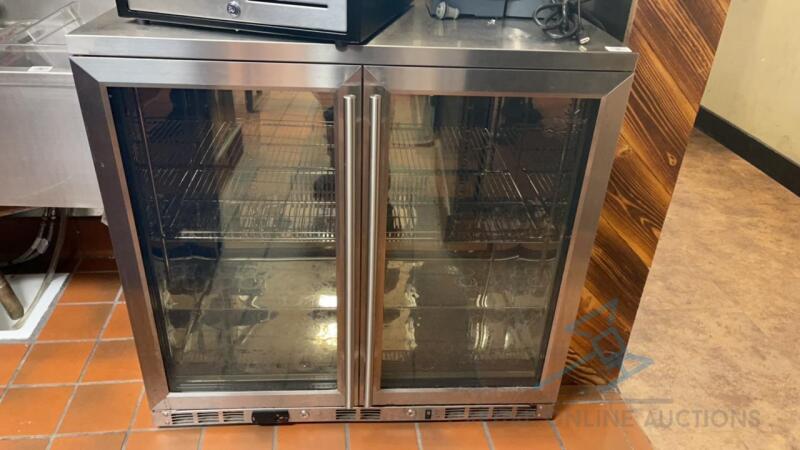 2 door refrigerated merchandiser