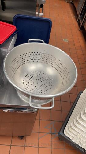 Vollrath 16 Quart Collander