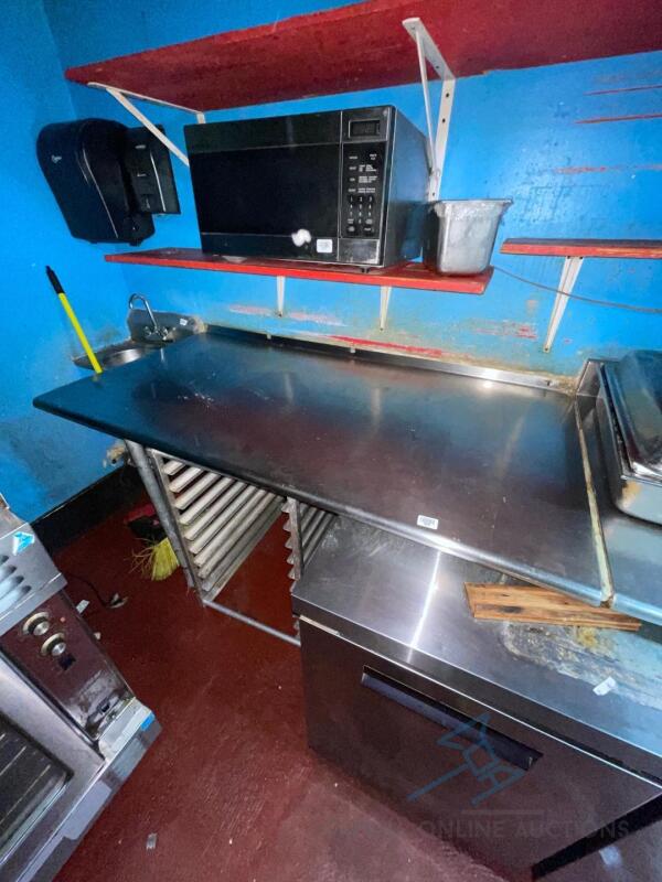 Stainless Steel Table and Speed Rack