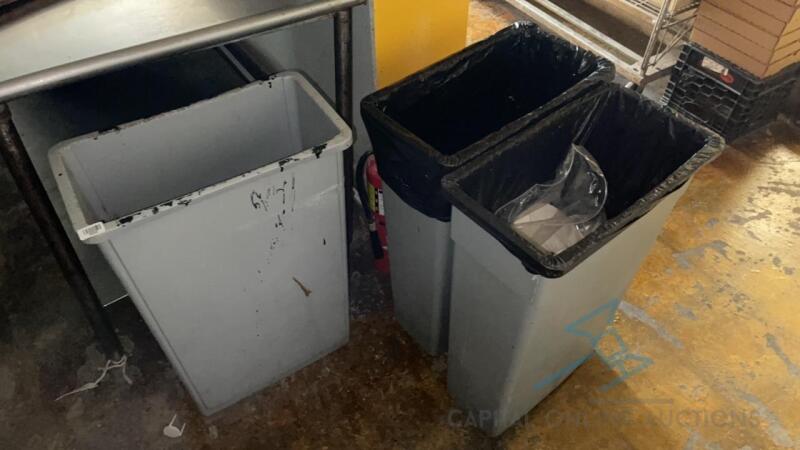 Assorted Kitchen Trash Cans