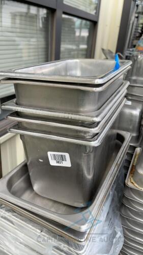 (5) Hotel Pans, Varying Sizes