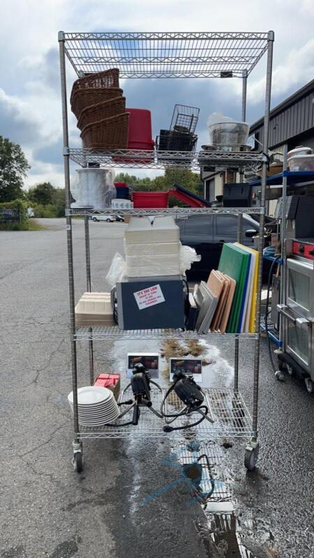 Wire Shelving Unit on wheels