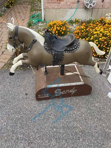 Vintage Coin Operated Mechanical Horse Ride Sandy