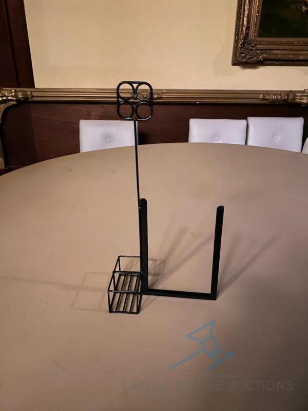 45 Black wire tabletop condiment and menu holders