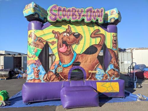 13’ x 13’ Scooby Doo Bounce House