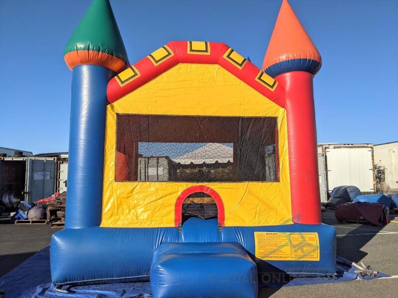 13’ x 14’ Castle Bounce House 