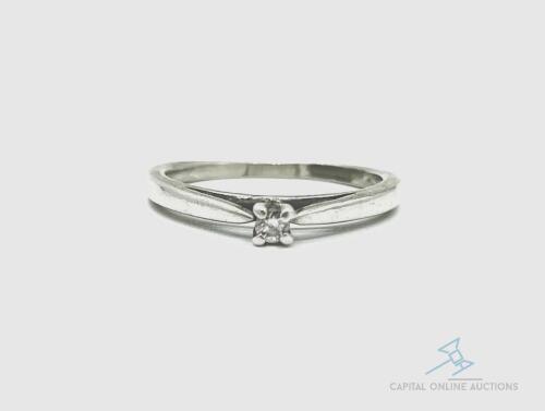 10kt Solid White Gold Diamond Engagement Ring