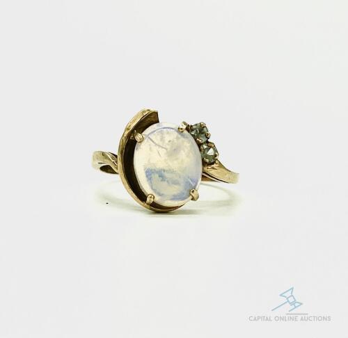 10kt Yellow Gold Opal Ring