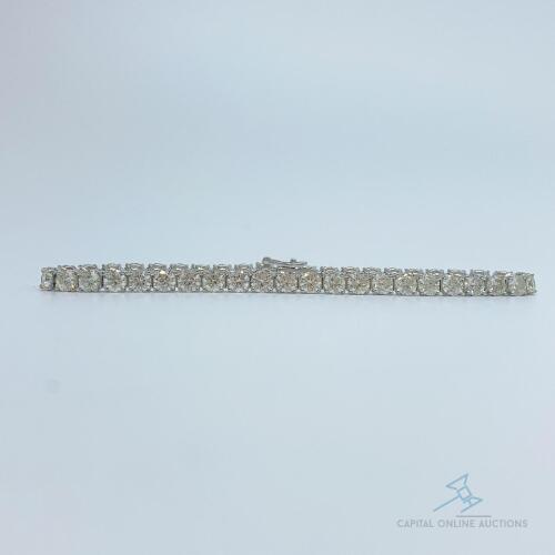 Incredible 8.0 Carat Diamond Tennis Bracelet in 14kt White Gold