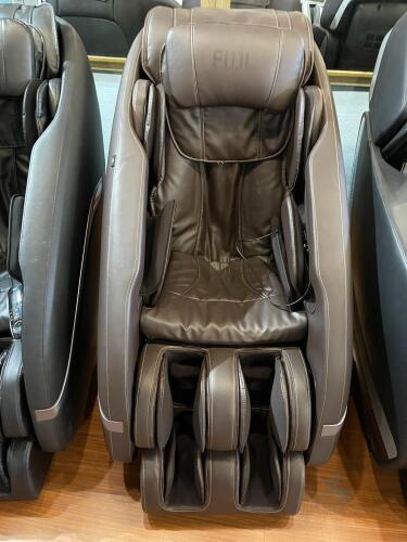 Brown Dr. Fuji Demo Model FJ-7900 Massage Chair