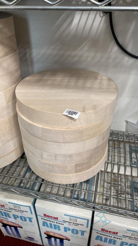 5 NRES Cutting Board, Wood (New/Floor Model)