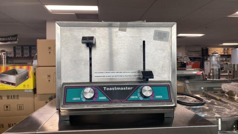 Toastmaster Toaster, Pop-Up (New/Floor Model)