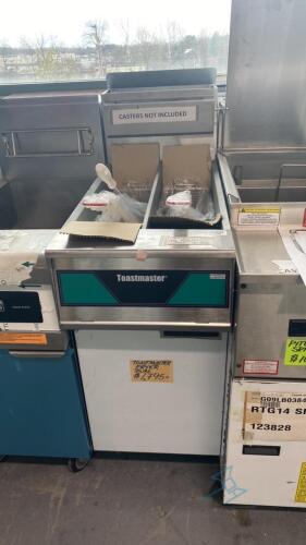 Toastmaster Gas Floor Fryer (New/Floor Model)