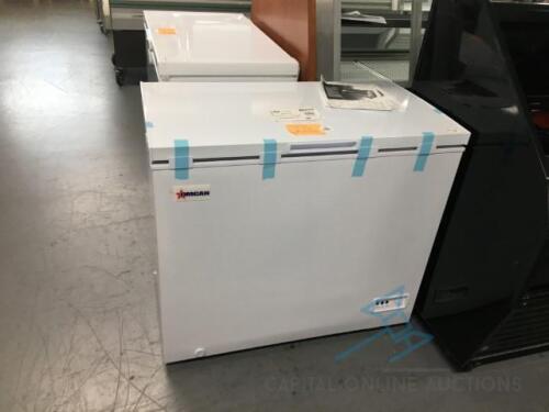 Omcan USA Chest Freezer (New/Floor Model)