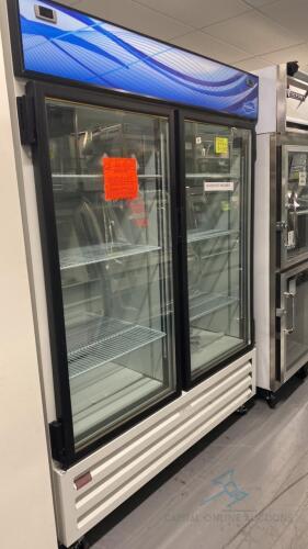 Fogel USA Freezer, Merchandiser (New/Floor Model)