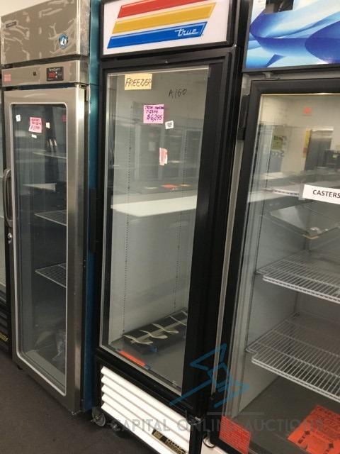 True Mfg. - General Foodservice Reach-In Freezer (New/Floor Model)