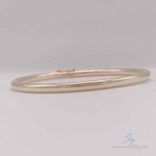 14kt Yellow Gold Bangle Bracelet