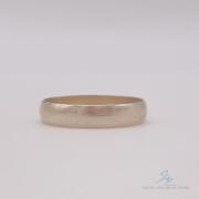 10kt Yellow Gold Wedding Band Ring- Size 7.5