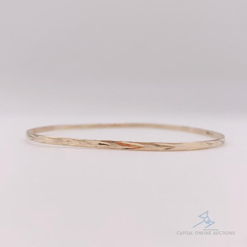 14kt Yellow Gold Bangle Bracelet