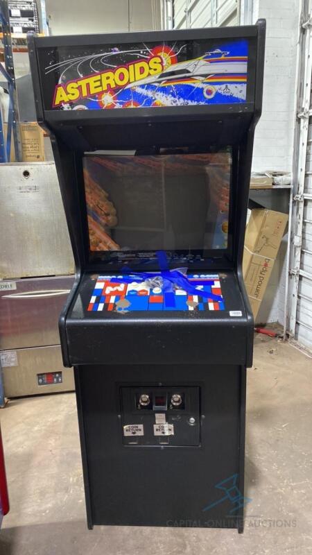 Atari Asteroids Arcade Game