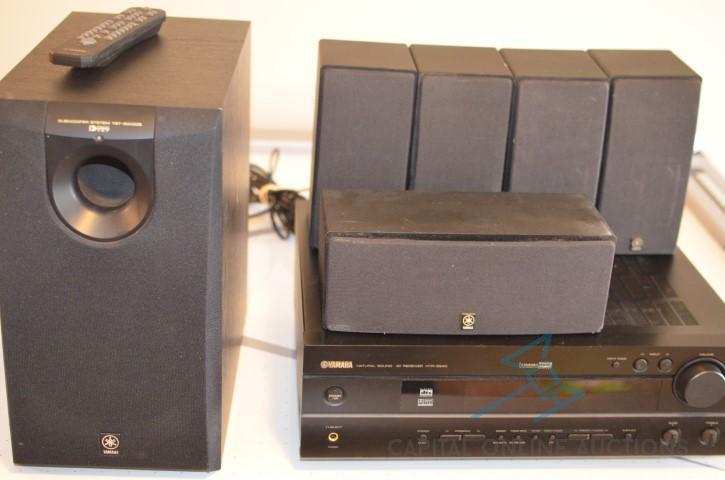 Yamaha 5.1 Surround Sound Receiver w/ Subwoofer + 5 speakers - working