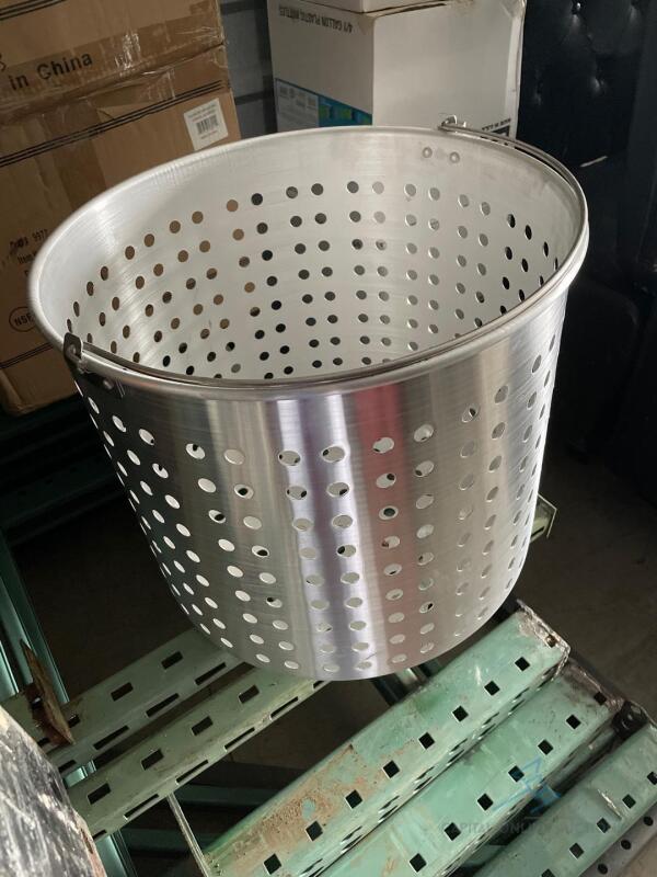 2 Aluminum Steamer Baskets 80 qt