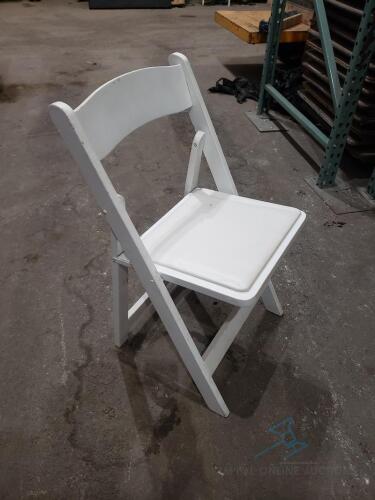 (50) White Wood Folding Chairs with Seats