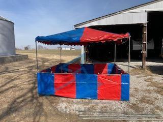 (20) 10 x 10 Red & Blue Booths