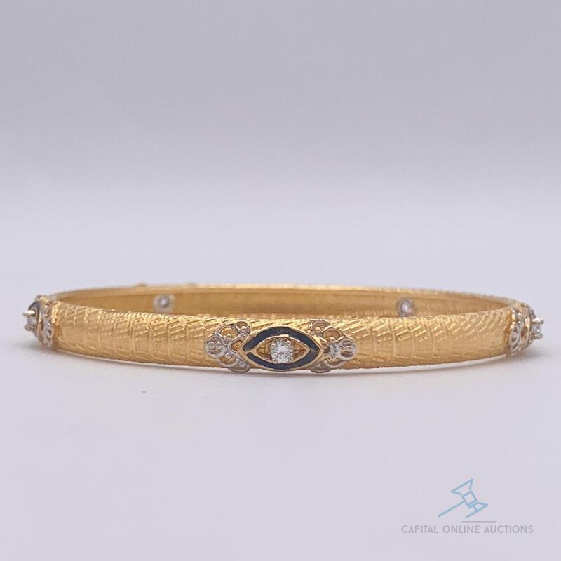 Beautiful 22kt Yellow Gold & Diamond Bangle Bracelet