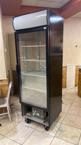 Single door refrigerated merchandiser