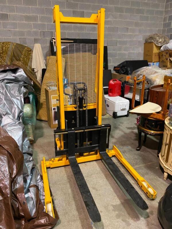 Lift Stacker