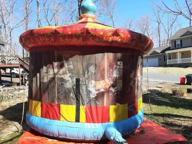 Carousel Bouncer