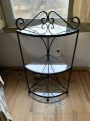 Iron 3 tier corner stand w/ glass