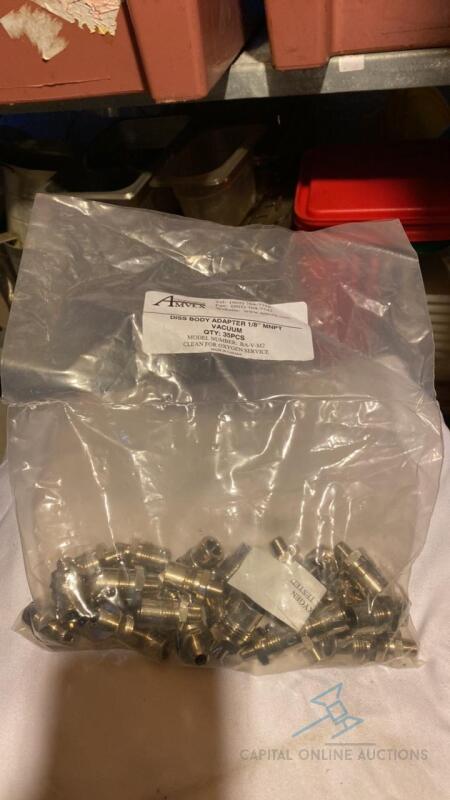 Bag of 35 Diss Body Adapter 1/8” MNPT