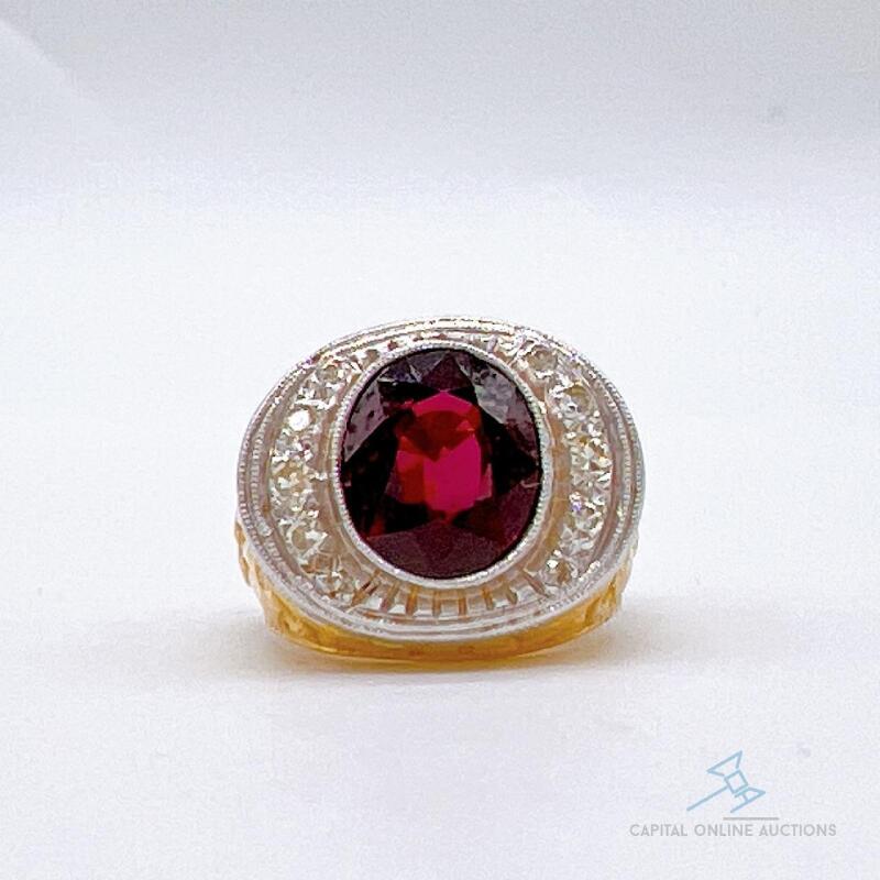 18kt Gold, Garnet & Diamond Ring