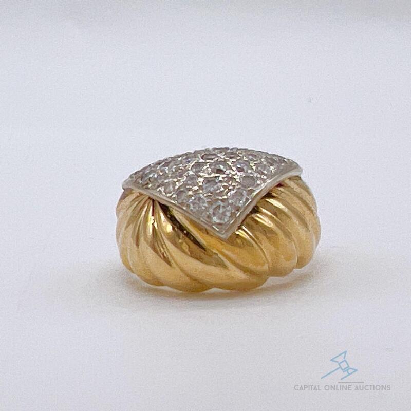 Beautiful 14kt Yellow Gold & Diamond Ring