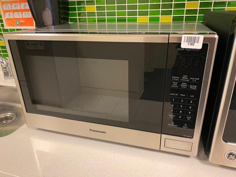 Microwave Oven