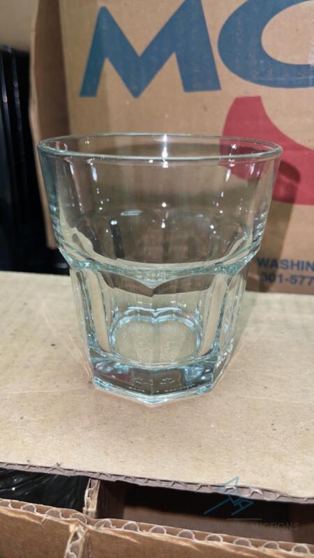 (36) 10oz Paneled Rocks Glasses