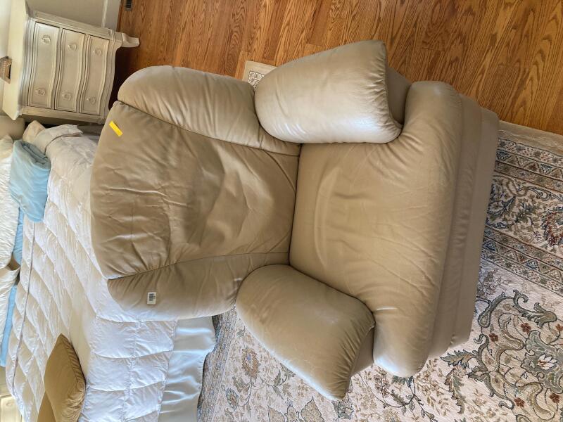 Comfort Couch/Chair