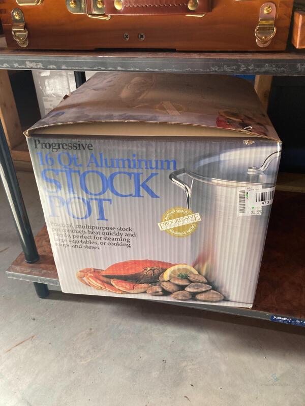 Progressive 16Qt. Aluminum Stock Pot in original box