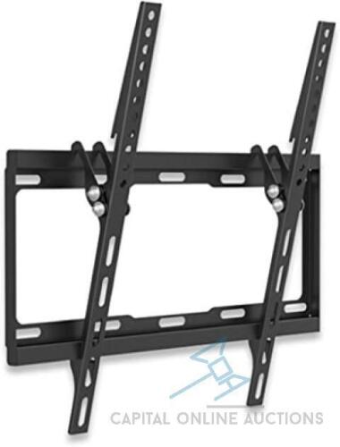 Manhattan Universal Flat Panel TV/TV Monitor Slanted Wall Mount