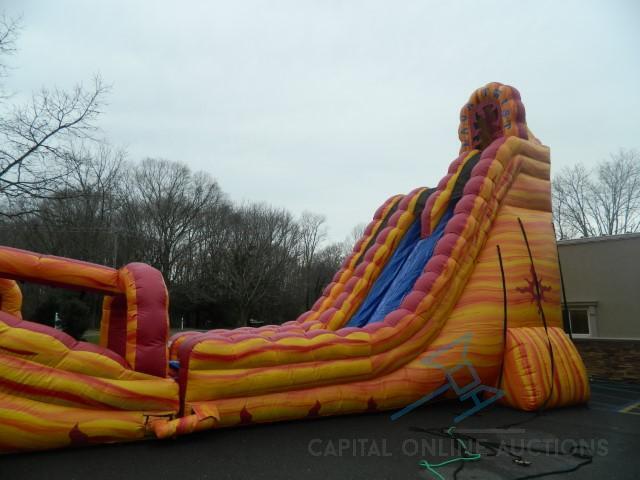 Lava Twist with Pool (E inflatables)