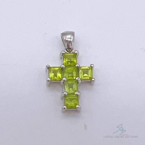 14kt Gold & Peridot Cross Pendant