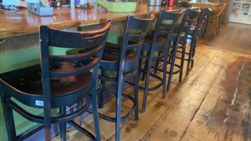 5 Barstools