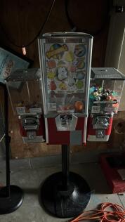 3 Compartment Gum Ball Machine