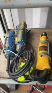 3 DeWalt Drills